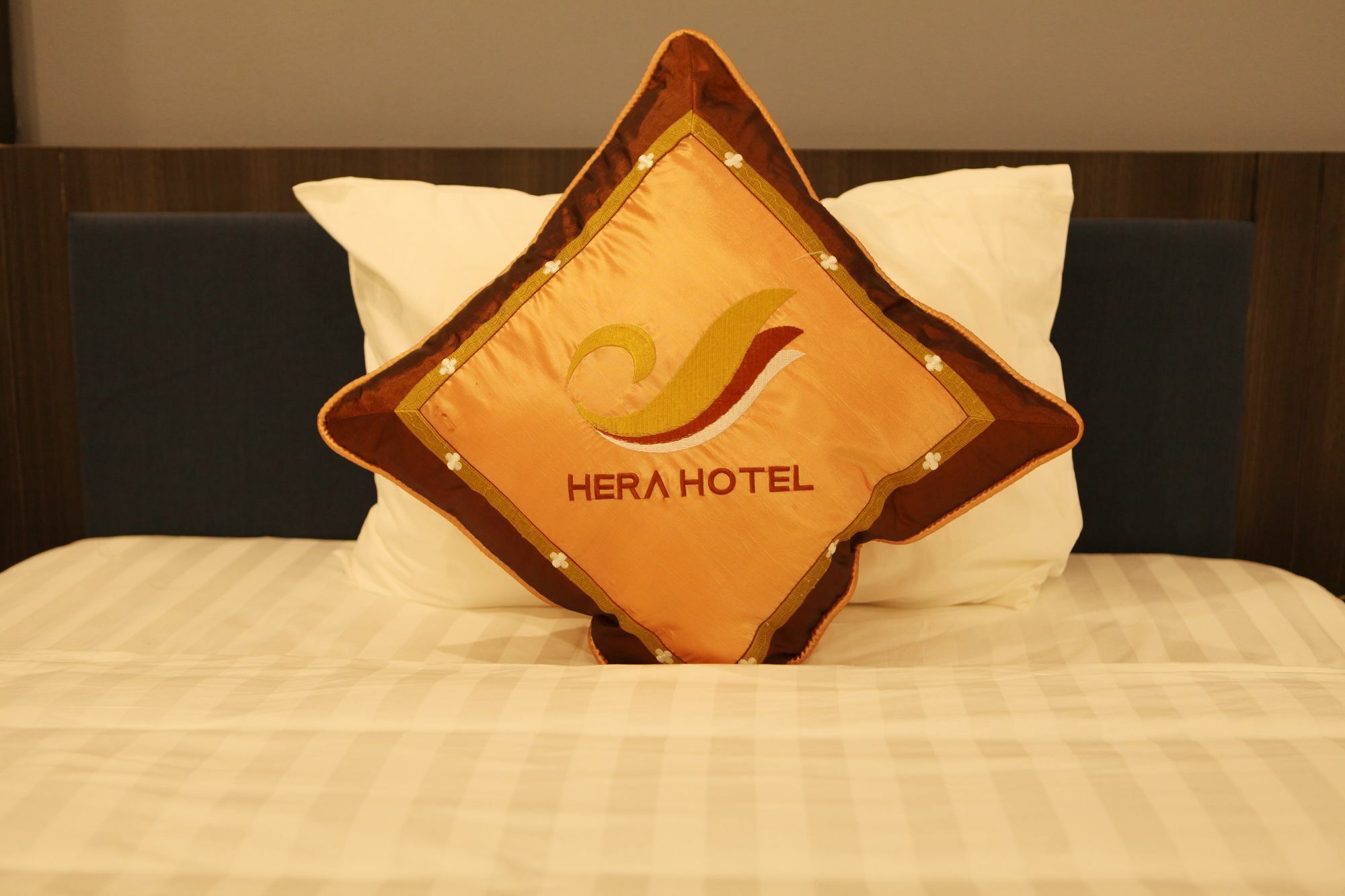 Hera Ha Long Hotel Exterior foto